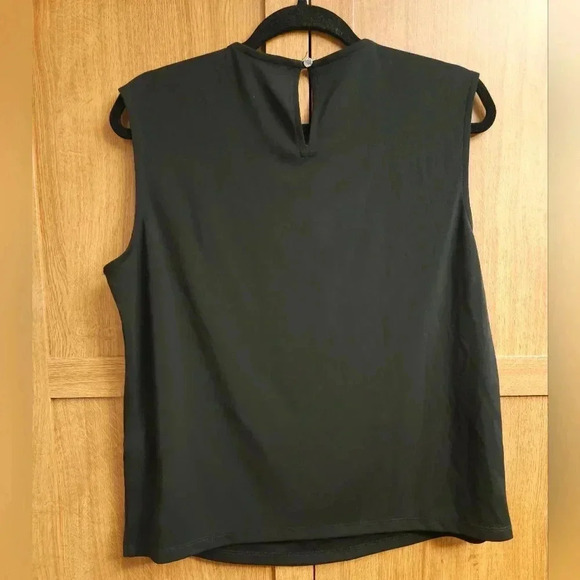 DKNY Extend Shoulder Pleat Round Neck Top Black - Picture 5 of 7